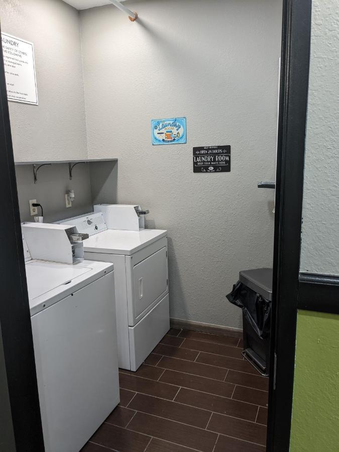 דלאוור Quality Inn & Suites מראה חיצוני תמונה