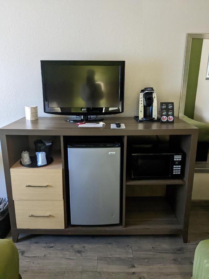 דלאוור Quality Inn & Suites מראה חיצוני תמונה